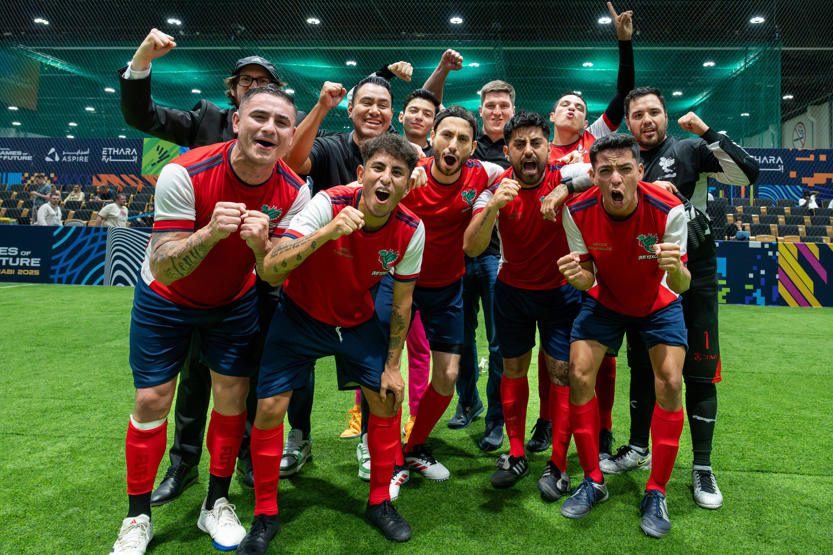 México Quetzales - Armadillos FC gekrönter Champion bei Phygital Contenders: Abu Dhabi - Football (Phygitale Spieler: Abu Dhabi - Fußball)